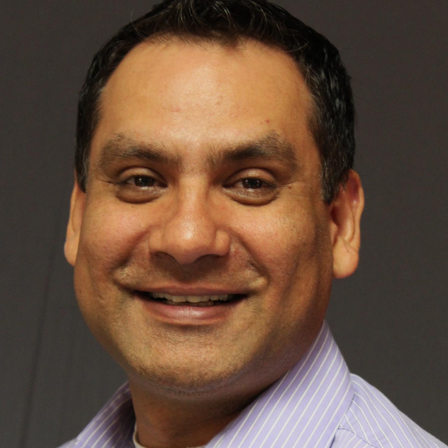 Data Driven Strategic Marketer | Expert story teller known for building business through digital & social marketing