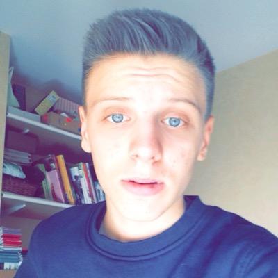 AndreBenoit1622's profile picture. Snap: ben3822