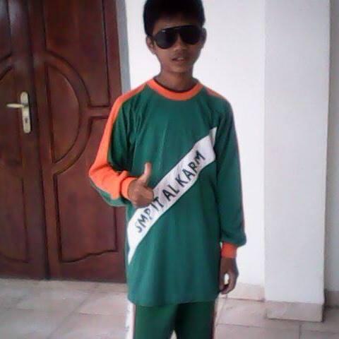 nama:yoga prasetia adi pratama  

tgl lahir:11-maret-2000