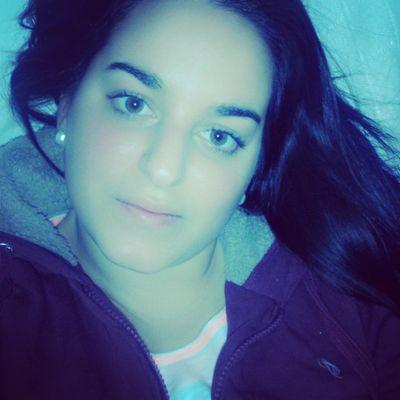 No cambié, solo aprendí, y aprender no es cambiar, es crecer..  Loja ❤ 1993