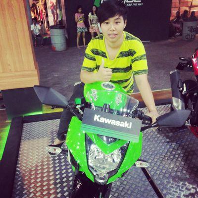 SanthieSanz Profile Picture