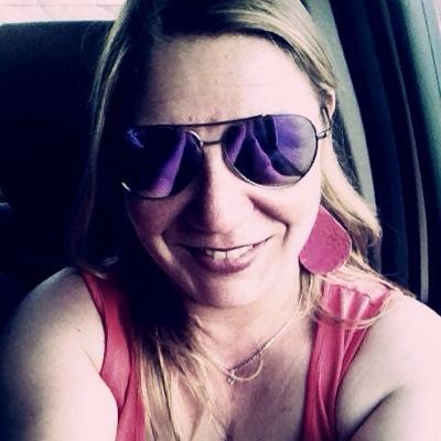 karentoledot's profile picture. 