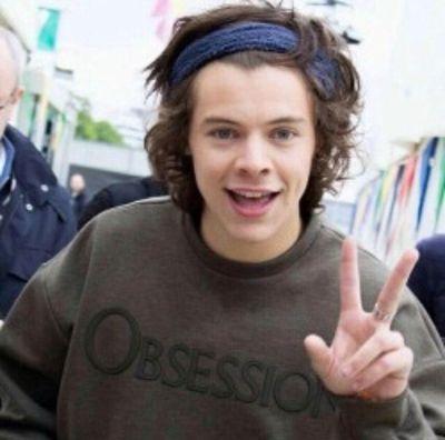 Got a free follow from @sIeeplessniall . please follow my main thanks ! ily