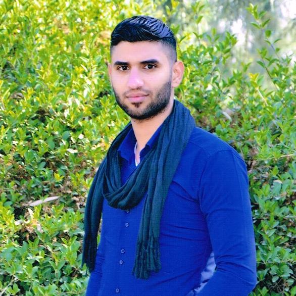 بكل جرة نفس مشتهيك 

وبكل دكت قلب اذكرك