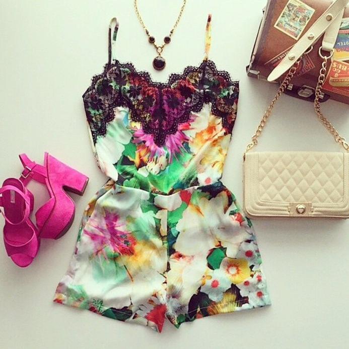 Online ladies boutique, we love clothes! You can order via website or DM xx