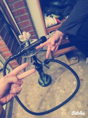 Twitter oficial del canal Kingdom Smoke!