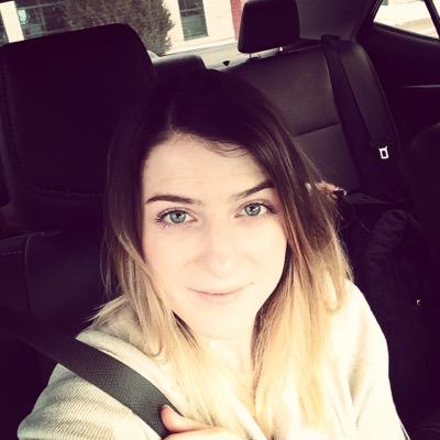 Lalola_12's profile picture. 