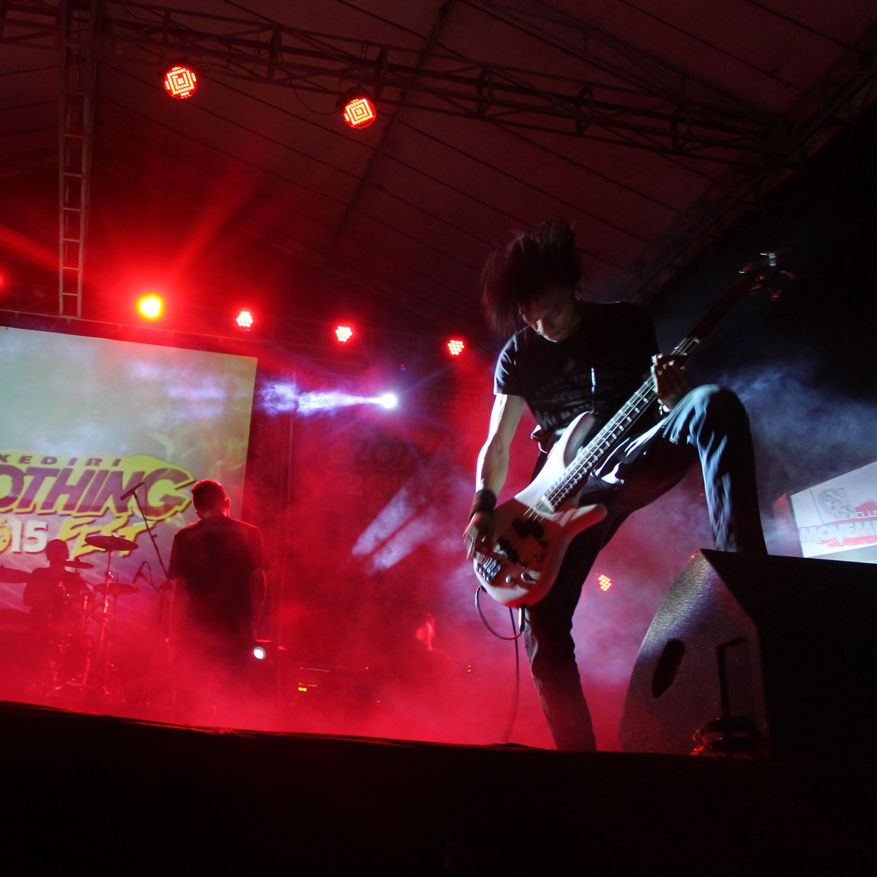 Artvay_'s profile picture. Let's turn the world upside down !!!
@MORBID_HMHC @MadDog_radio @ragajimesinband