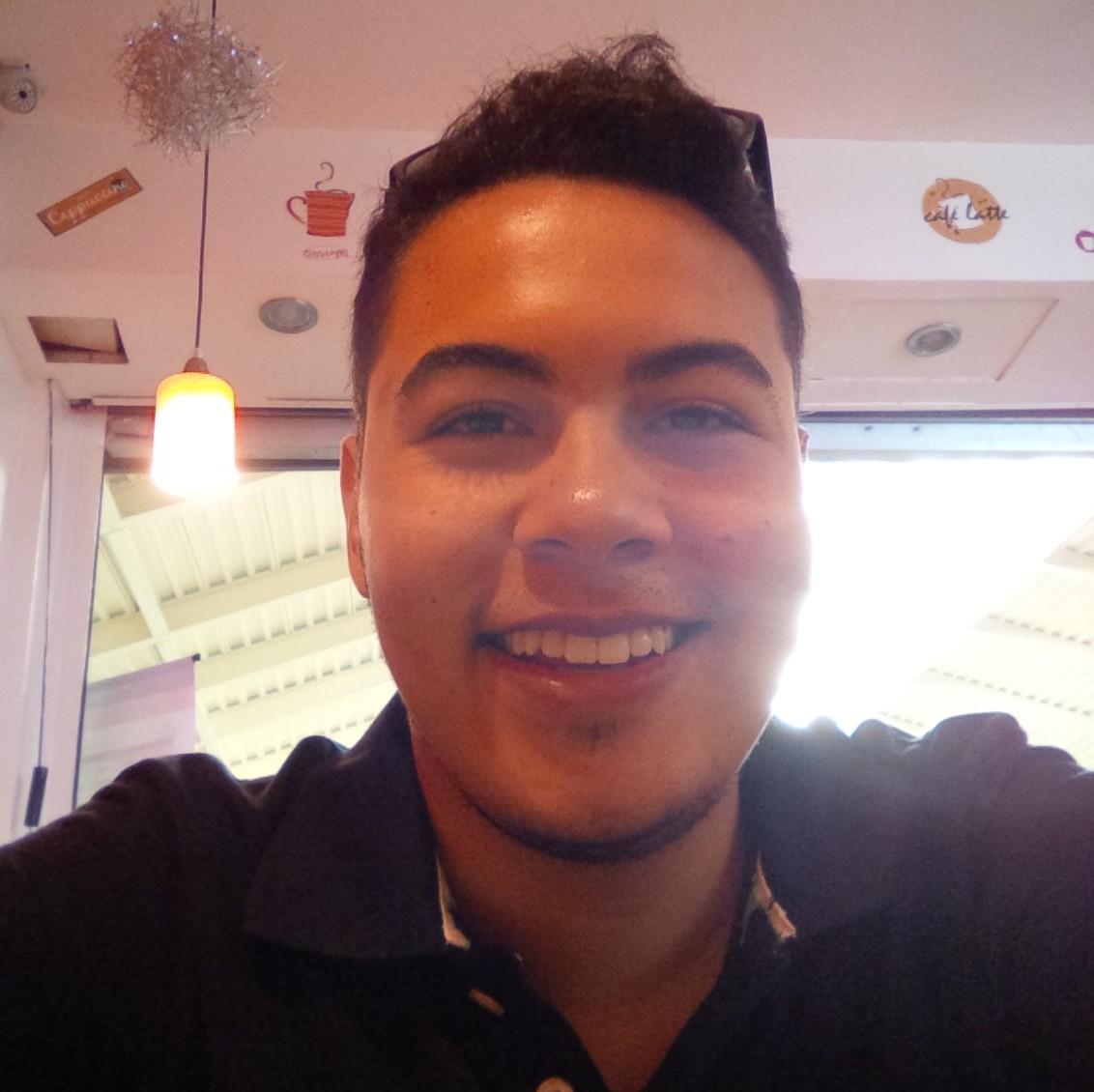 YoSergioHidalgo's profile picture. Amo el Fútbol tanto como a Mi Madre.



Estudiante de Comunicación Social UAM


Instagram: YoSergioHidalgo