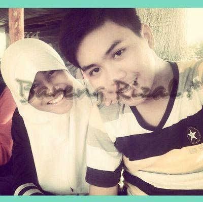 Aku mencinta seseorang dengan tulus dan menerima apa adanya :) sebaliknya juga.. Aku ingin cowo Ɣª♌ģ sayang sma aku mencintai aku dengan tulus :')