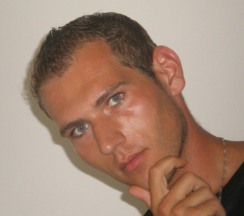 Deleter23 / Webmaster freelance, consultant référencement, expert SEO