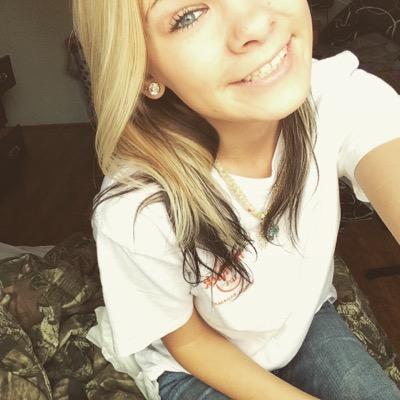 ✨Single.✨ I'm always going to keep it 100. If you mess with me Bet, my big sister won't shoot'cha I'm 100% Country! so bye!