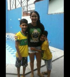 eu sou apaixonado pela anitta e pelo o mc gui ,talicks e gosto de ler