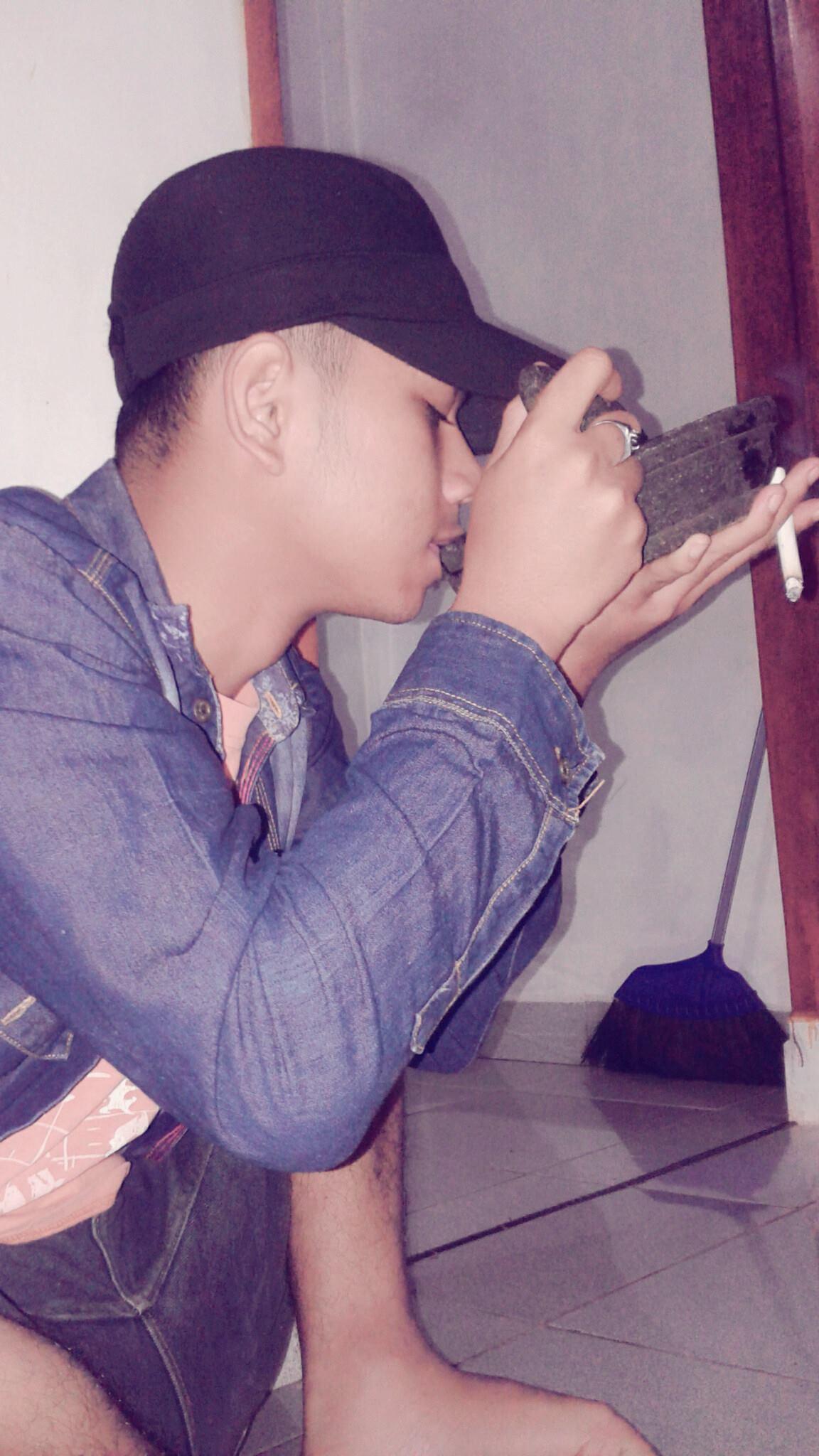 Iwan fals
