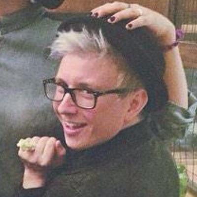 donatetotyler's profile picture. https://t.co/GSvPmOJ32B account run by @kateypopsy & @troyessmellet