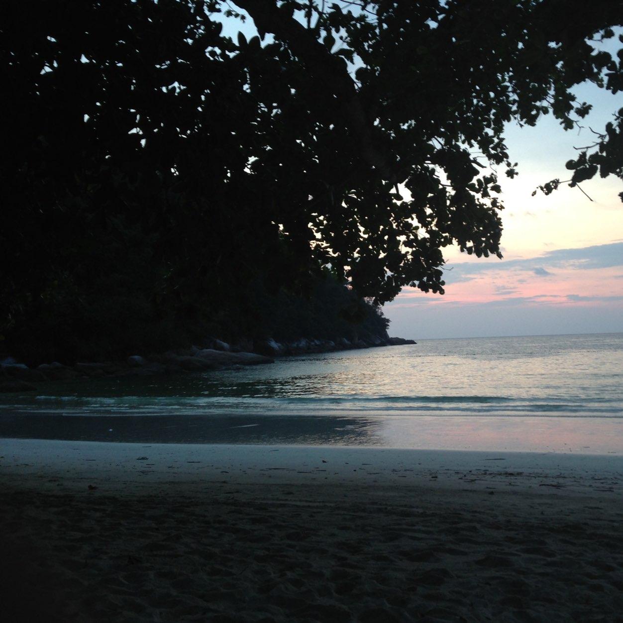 Azeezhb's profile picture. 