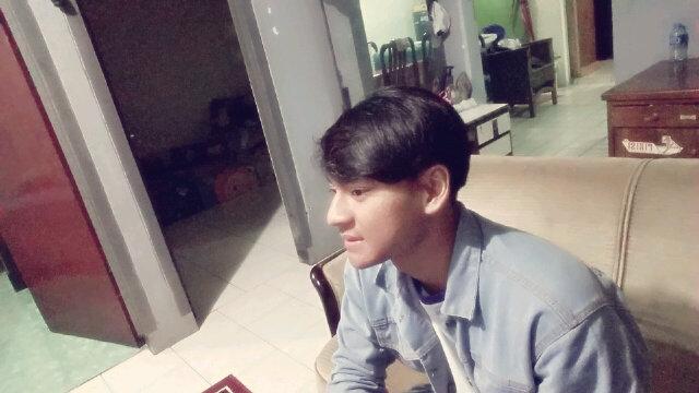 Jadikanlah pribadi yang sholeh آمِيّنْ. O:) | ♡@tanti_ninot :* ({}) | ♡24maret2015...