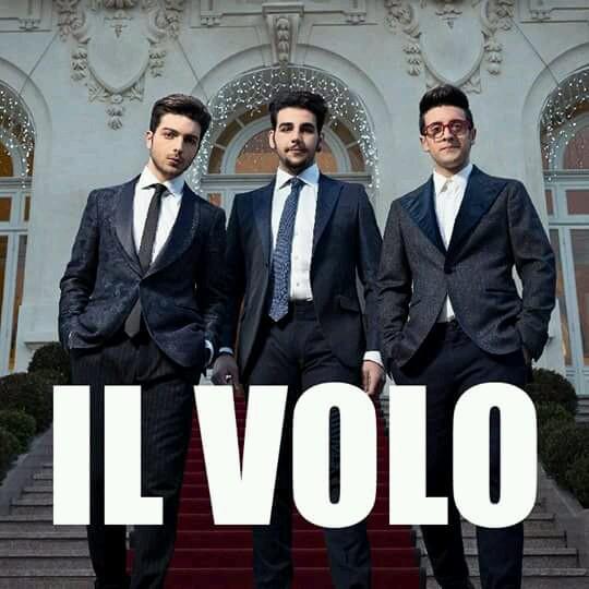 Trio pop lírico que está causando sensación en el mundo: Il Volo. Síguenos y conoce su música, conciertos, vida, etc. Enjoy. New album: #NotteMagica