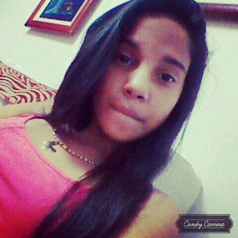 Vane_4523's profile picture. Holaaaaa♥Cmo Stan? ☺Mg el Futbol & la Musiicaaa♥Siigan amores & eviiten el exceso de enviidia*-*jajaj;$ Los amO @jamesdrodriguez & @mari_de_horan21 SonMiViida♥♥
