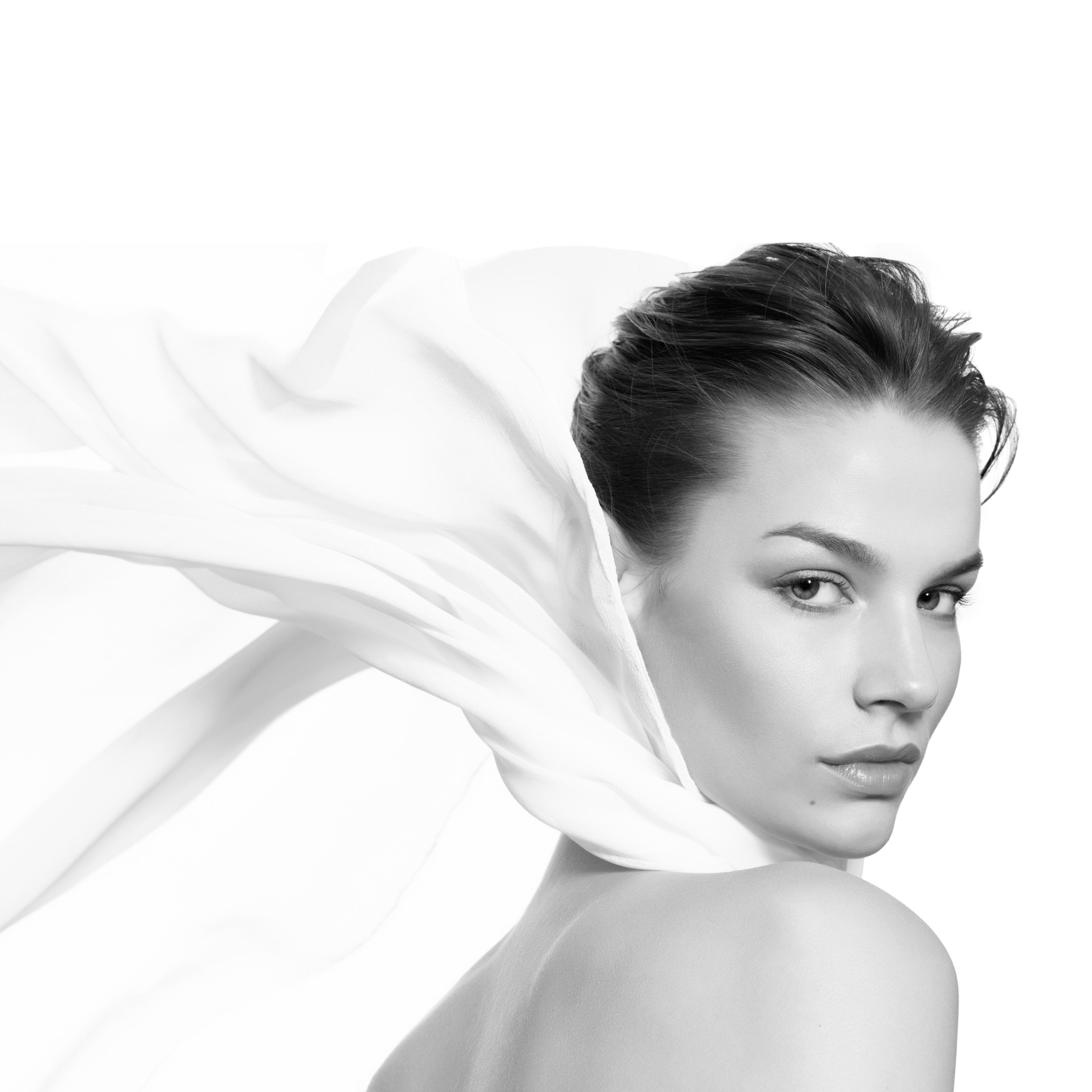 richmondretreat's profile picture. Cro pen - removes skin tags, warts, cherry angioma, millic etc..
Lipoglaze (fat freezing, using cryolipolysis) 
Teeth whitening, 
CACI ( non surgical face lift)