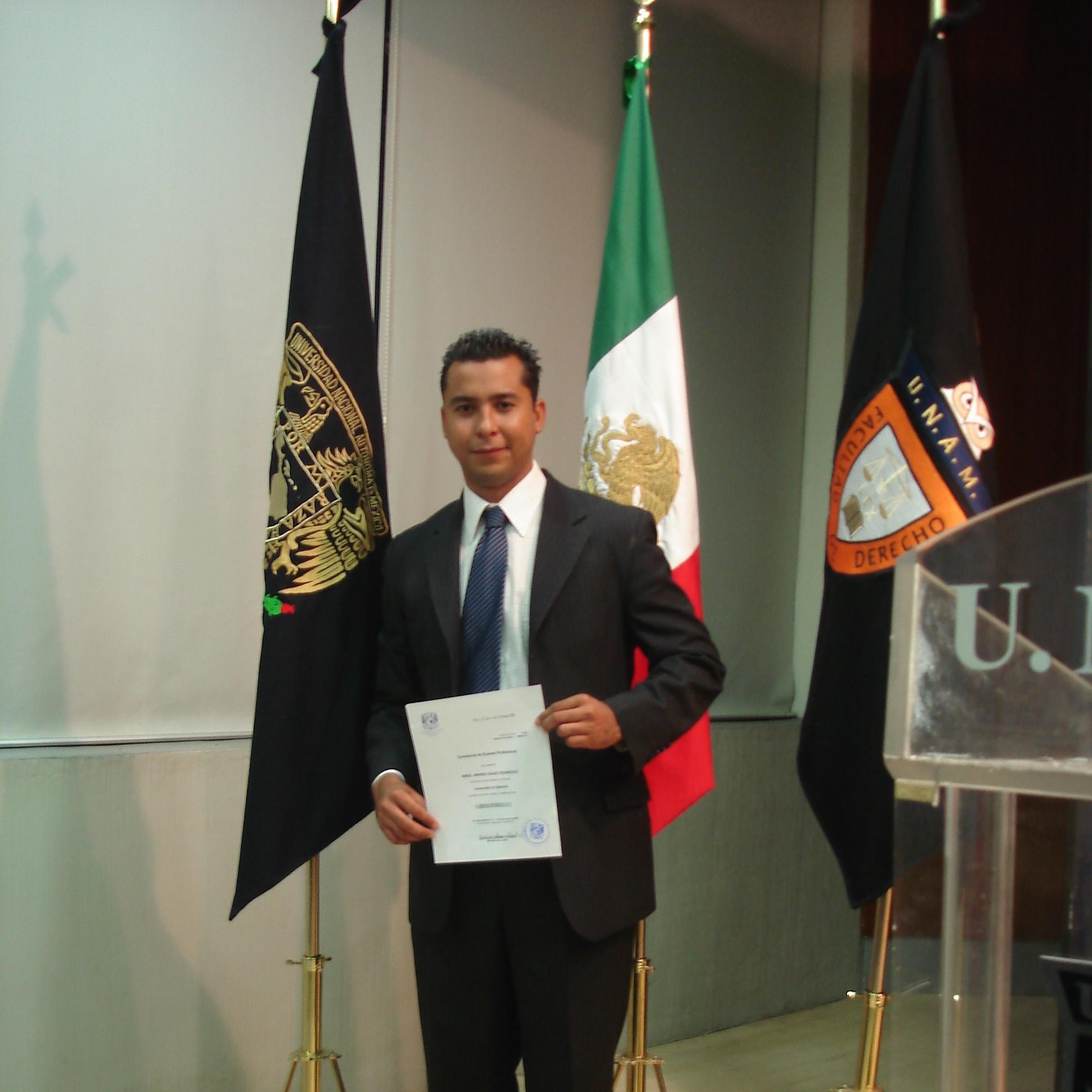 MD_AngelSuazo's profile picture. 