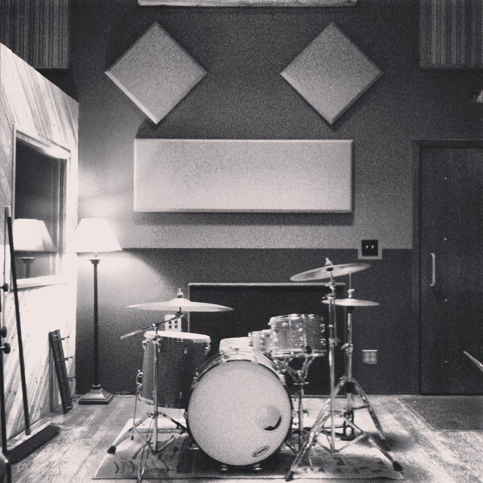 http://t.co/NquTNqGTm7: Indie music blog featuring live studio sessions @shirkstudio