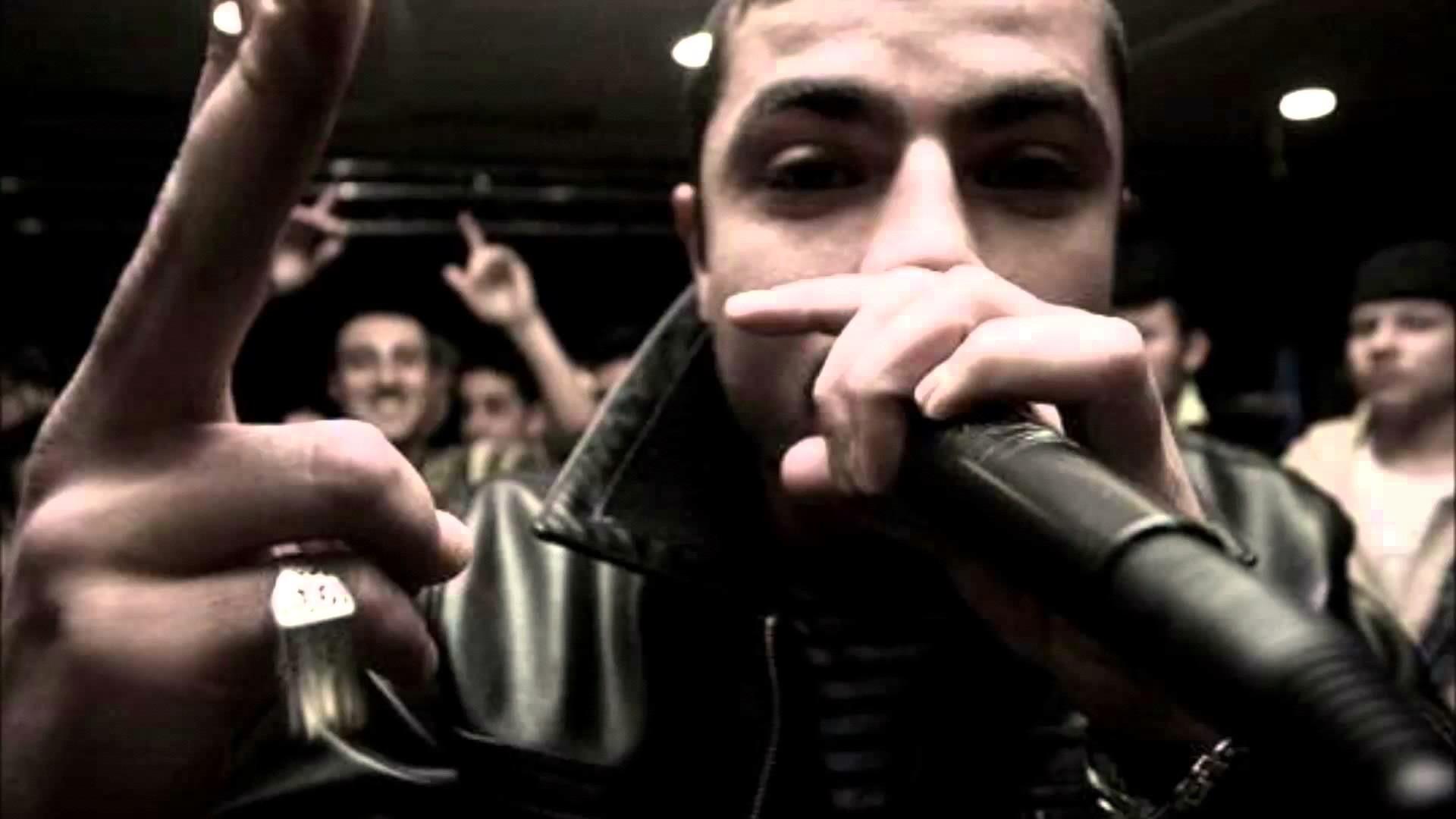 TÜRKÇE RAP / ortada kalmış ortalık kişi/ AzlafÇokrhyme