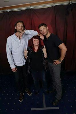 obsessed with all things Supernatural esp Jensen Ackles