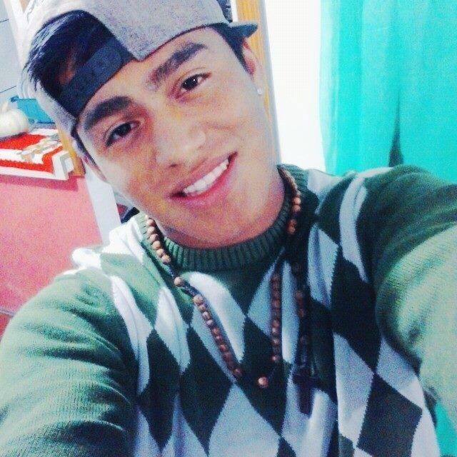 whats... 84303406