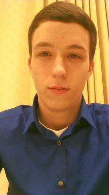 yellapill's profile picture. eat your girl with my necklace call that foood chain. I believe in tru religion A.P. Nation