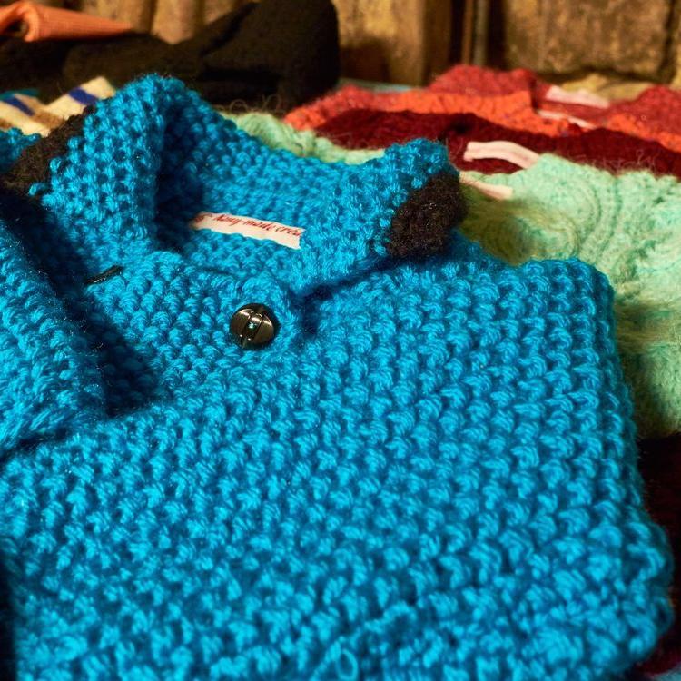 laurence_pecaud's profile picture. passionnée de couture et de tricot, je m'éclate en créant surtout pour les petits, mais... pas que!!! faites un tour sur ma boutique ALittleMarket nany-made!