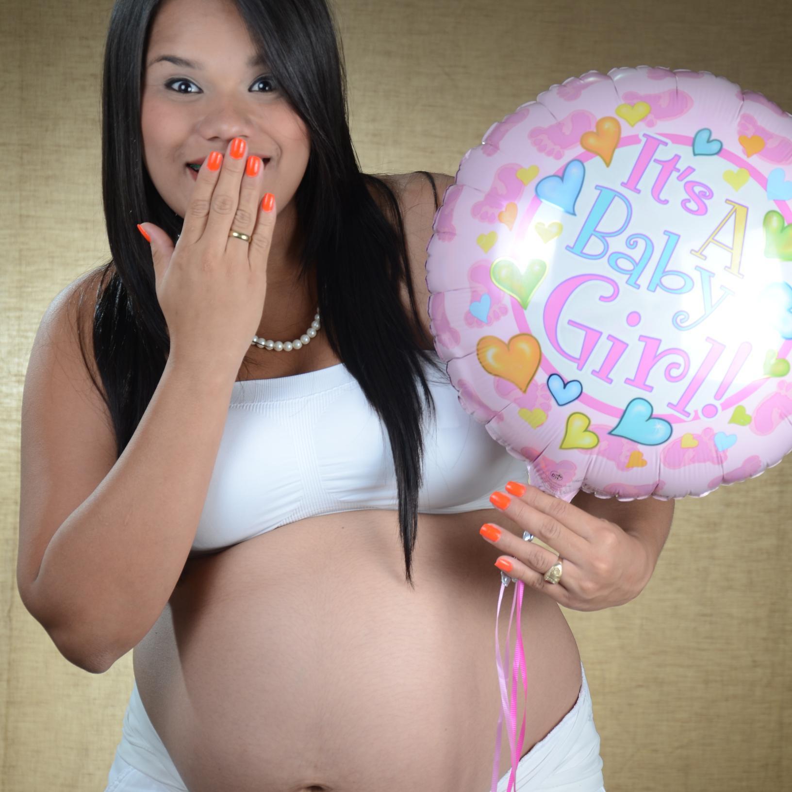 Mas FELIZ, ABOGADA Y FUTURA MAMA que nunca/Esa que siempre veras sonreir/#ForeverLowBattery/Mi Gran amor? Mi FAMILIA #ForeverEnamorada 10.0♥