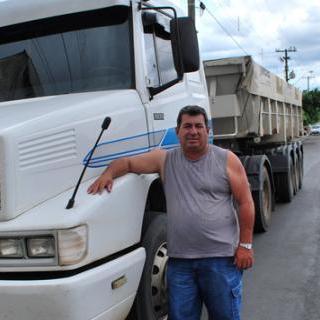 Cai pra dentro da boleia