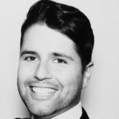 million dollar real estate broker at douglas elliman nyc. principal of silverstein/stackell team. digital media superpower. no pretentious accent.