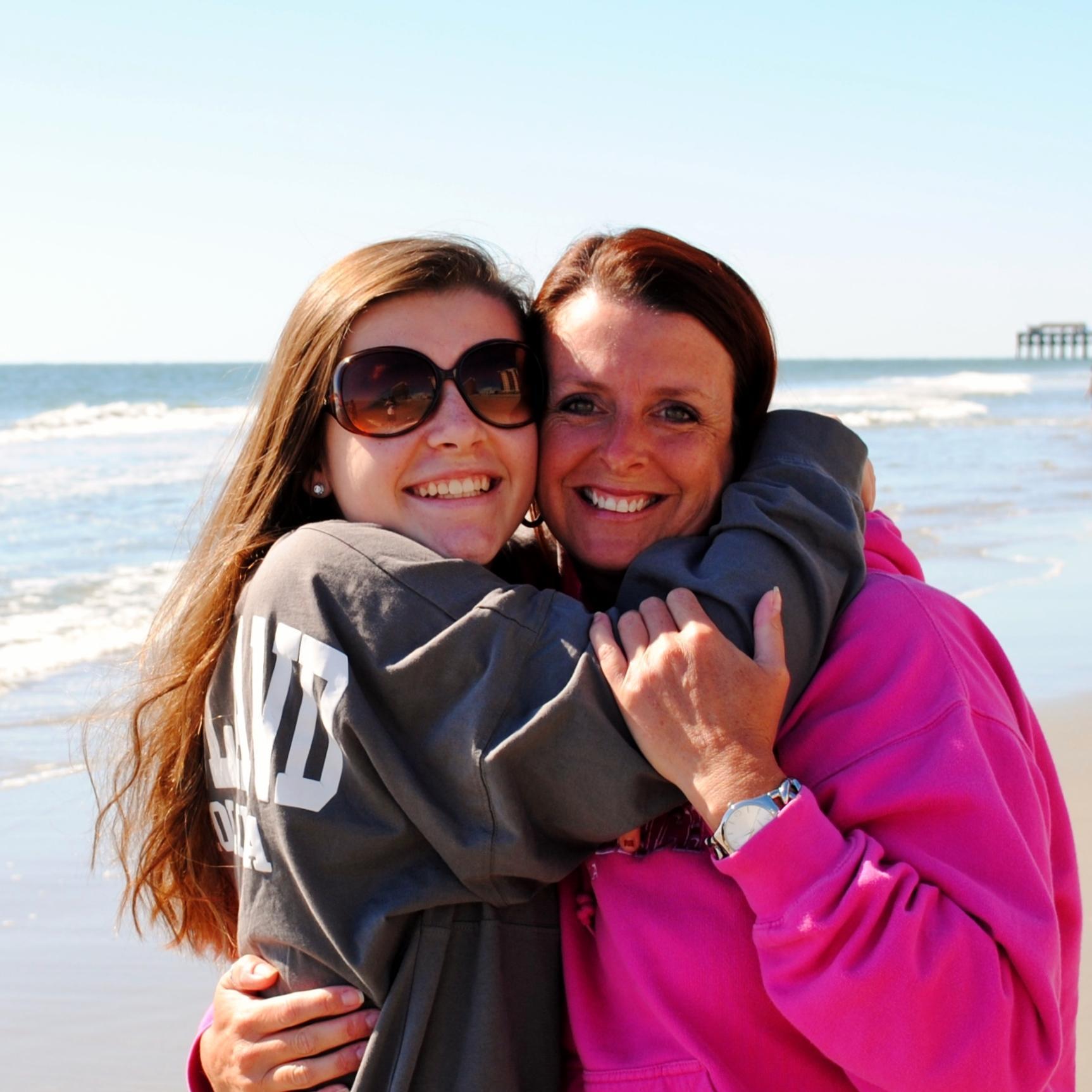 Mom of 2 gorgeous girls...one 26 one an angel in heaven!