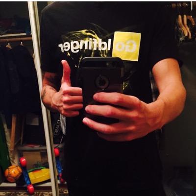 free follow from @vibesfor5sos so go follow her!