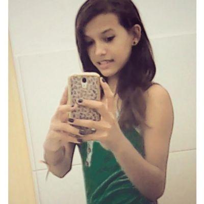 rayanerenok's profile picture. 