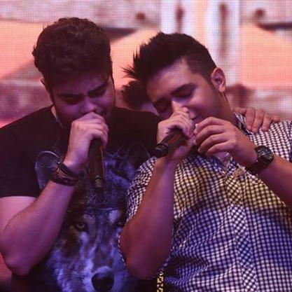 Fc dedicado a dupla que arrasta multidões por onde passa! @HeJOficial  ♥ Dinda - @DayannaDias