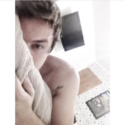 Não há amor maior que o meu por vocês http://t.co/LFSWo0e6nY