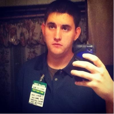my Name is Robert Brentnall born from North Carolina Olin miss my Family. I have my playstation 4 my pros gamer.