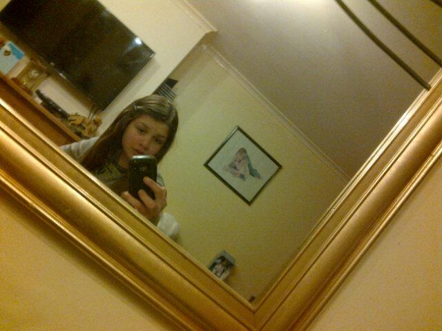 I love the soaps and I love one direction and 5sos and the vamps if you want to follow me you follow me first then I will follw you after xxx