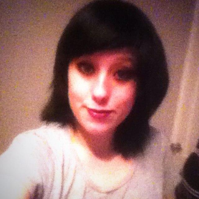 Im17  !iNSTA; zombiequin (I love Bands, band merch and bands music!im a drama student an i love writing!!!!)That is all :) Followed by @miwband on12/3/13