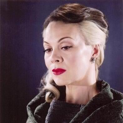 IamNarisaMalfoy's profile picture. Mi familia es lo primero|mortifaga| Casada con Lucius Malfoy|orgullo y respeto| Hate mud bloods|Sangre pura|Puedo ser peor que cualquier Black #IamHProl