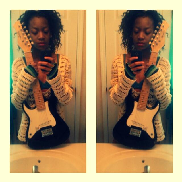 kik me @Ccrystal_cclear