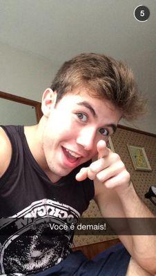 See you smile makes me smile... @whoiscarlos Eu te amo ❤ Meu anjo me seguiu 11.02 ♥