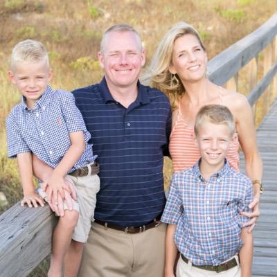 leighmst's profile picture. 