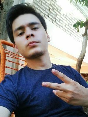 iEnzoAcosta Profile Picture
