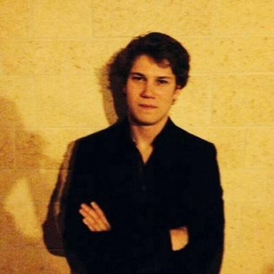 olivearth's profile picture. Les émotions sont des fixateurs de souvenirs, alors partageons les.