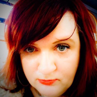 hi new on twitter! im a bubbly girl likes a laugh! love to meet new people!