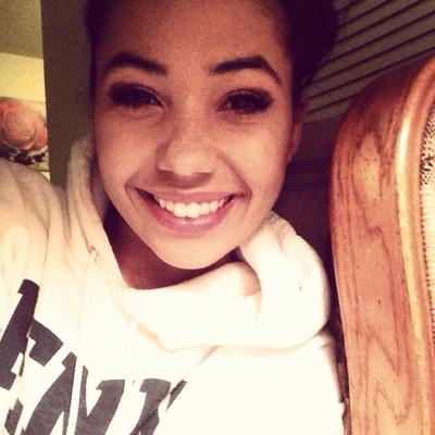 kaylasearfoss's profile picture. Im 19 and have a beautiful daughter Emberly Clair !! ❤️ feb 6 2014